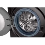 ماشین لباسشویی اتوماتیک ۱۲ کیلویی ال جی مدل F4V9BDP2EE با خشک‌کن ۱۰۰٪ مشکی داخل دیگ
